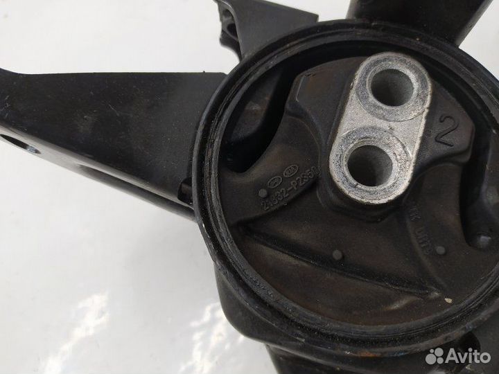 Б/У Б/У Подушка крепления двигателя 21832P2350