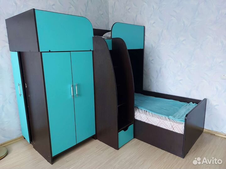 Двухъярусная кровать бу