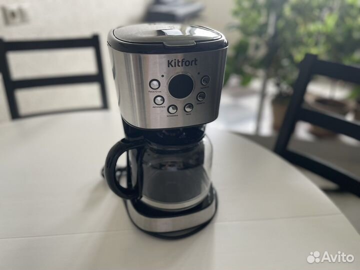 Кофеварка капельная электрическая Kitfort кт-728