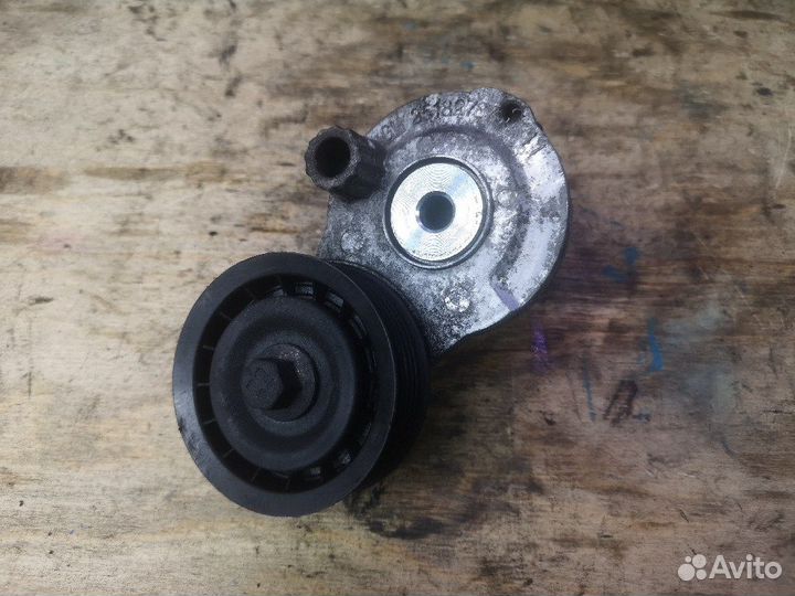 Натяжитель ремня 2.2CDTi Opel Chevrolet