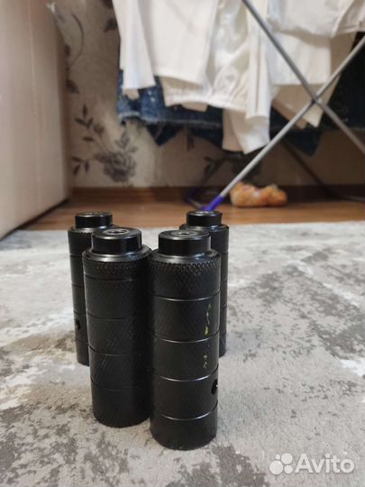 Пеги для вмх 4штуки