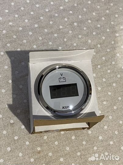 Вольтметр цифровой Kus для лодки, катера