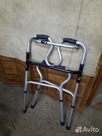 Ходунки для инвалидов бу