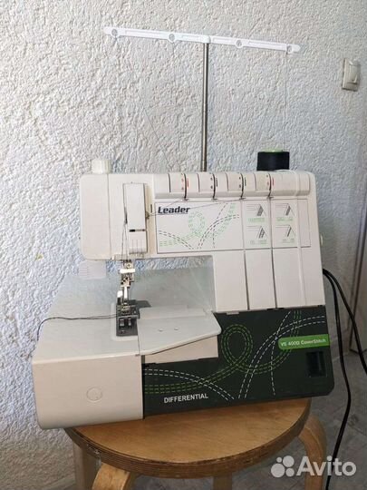 Распошивальная плоскошовная машинка Leader VS400D
