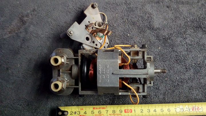 Электродвигатели компактные 220в ухл 42