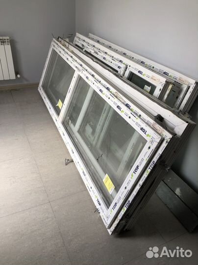 Пластиковая дверь