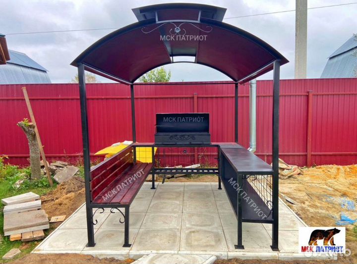 Беседка с мангалом