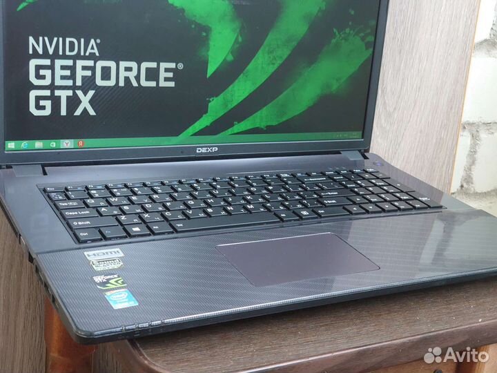 Игровой ноутбук 17 дюймов IPS/GTX/core I7/SSD
