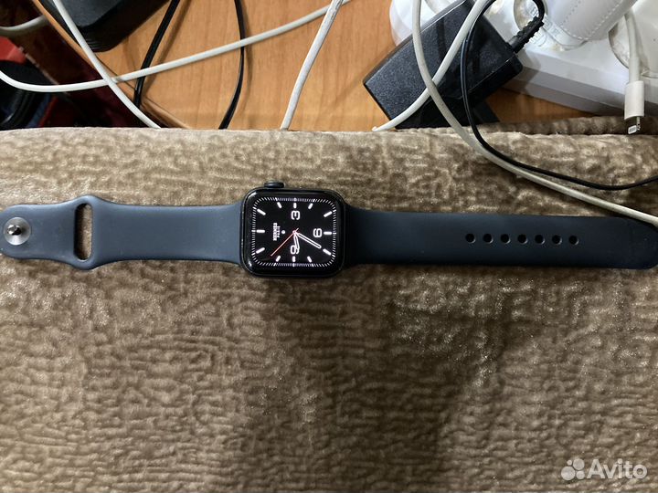 Часы apple watch se 40mm