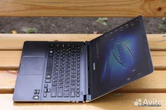 Ноутбук Samsung np900x3c в хорошем состоянии