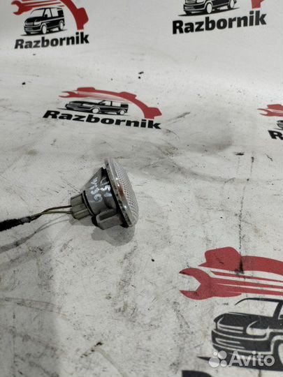 Повторитель поворота в крыло Mercedes Vito W639