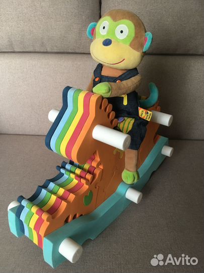 Лошадка-качалка для малышей