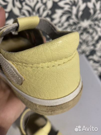 Босоножки для девочки