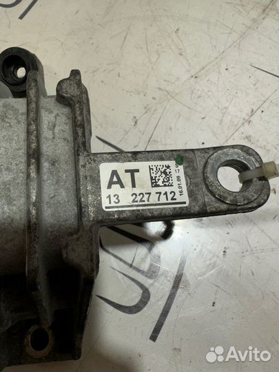 Подушка двигателя Opel Insignia G09 A18XER 2009