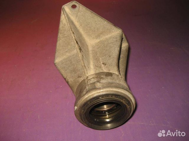 Кронштейн редуктора бмв Е53 Х5 М62 Н62 переднего