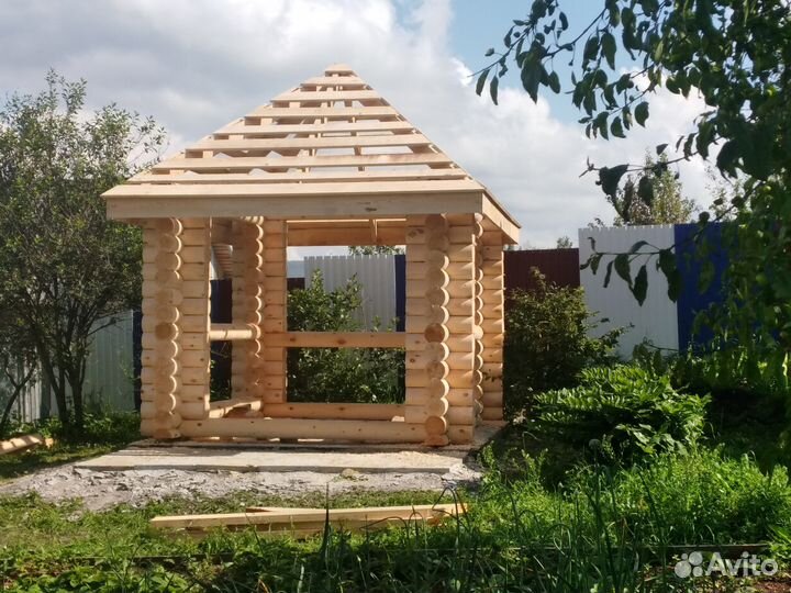 Оцилиндрованные срубы