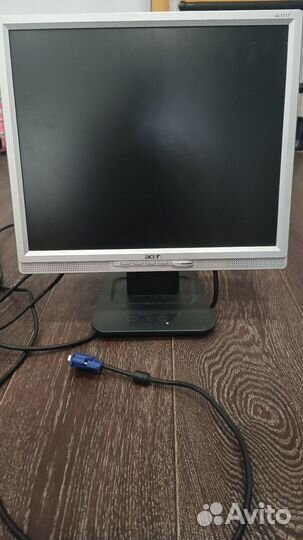 Монитор Acer 17