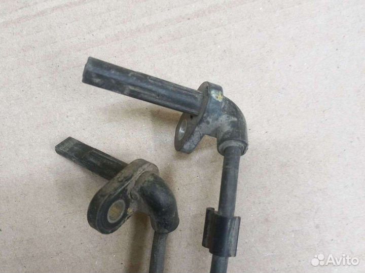 Датчик абс задний Шевроле Кобальт