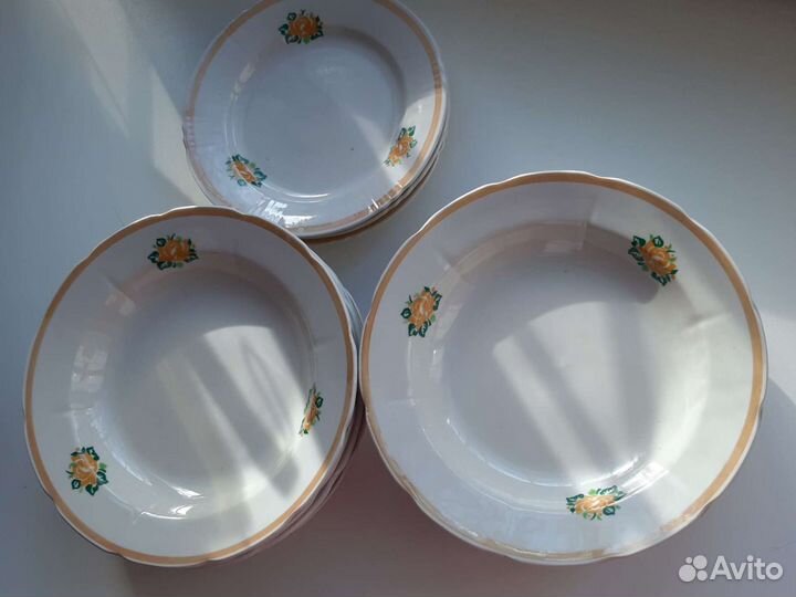 Посуда тарелки суповые и для второго новые