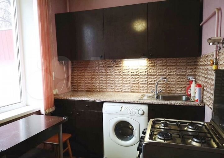 Комната 15 м² в 3-к., 1/12 эт.