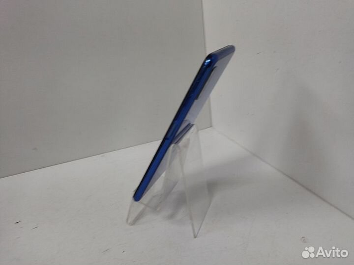 Samsung Galaxy A7 (2018), 4/64 ГБ