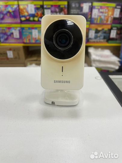 IP-камера Samsung SmartCam SNH-1011N для Ivideon