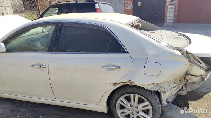 В разборе Toyota mark x