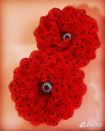 Заколки для волос