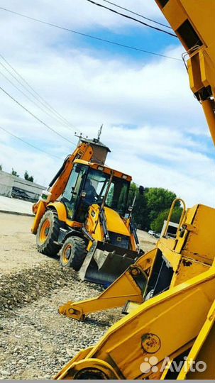 Экскаватор погрузчик