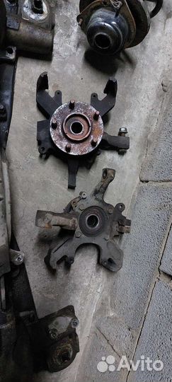 Запчасти Chrysler Town&Country 1999