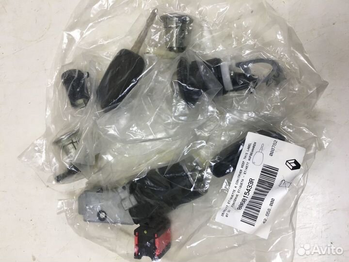 Замок зажигания Рено Логан Сандеро после 2014