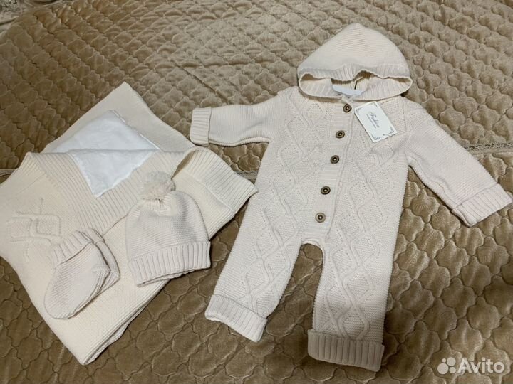 Комбинезоны вязаные, плед детский