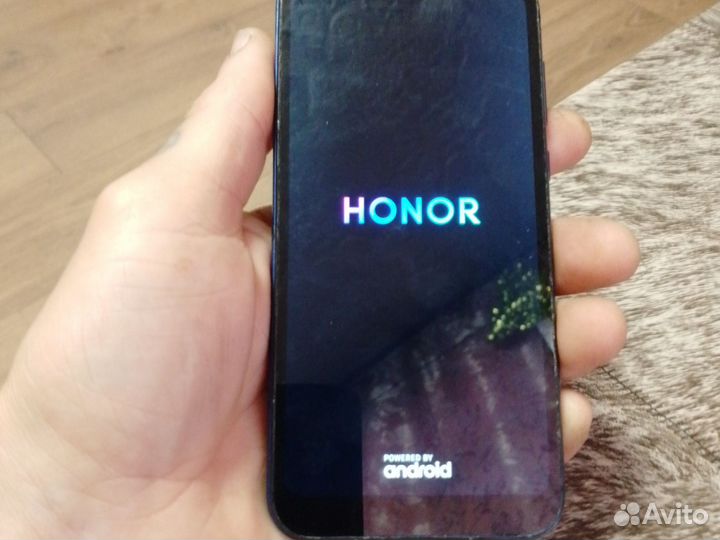 HONOR 8S, 3/64 ГБ