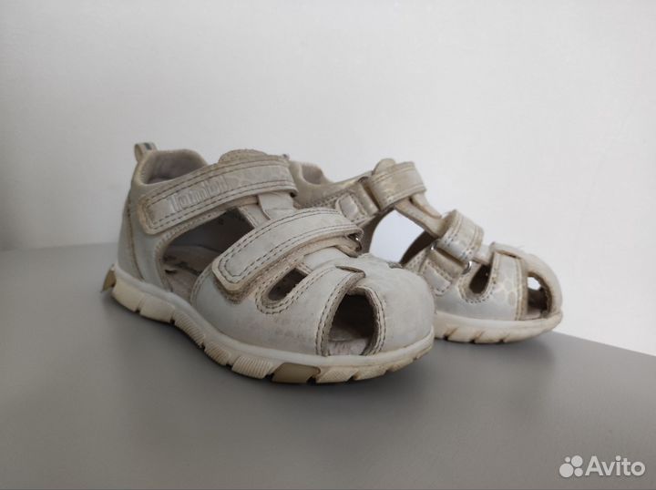 Сандалии для девочки 25