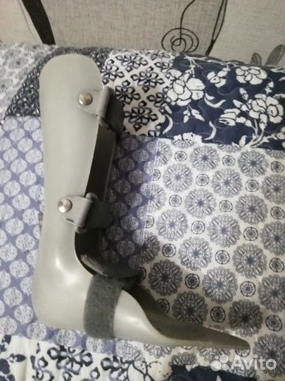 Тутор на голеностопный сустав