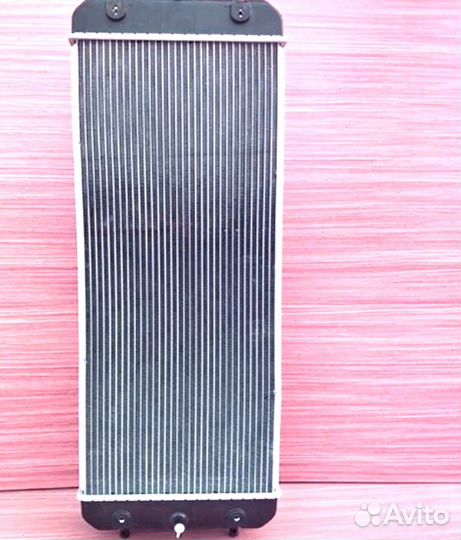 Hitachi EX270LC-2 Водяной радиатор