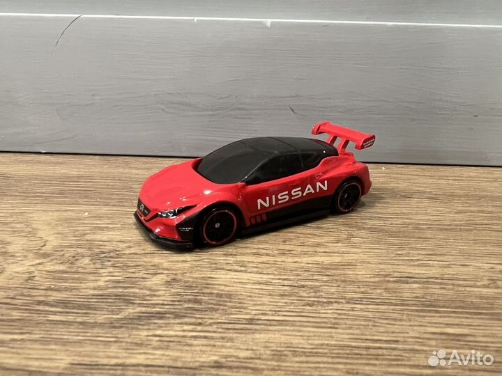 Hot wheels Nissan Leaf Nismo RC 02