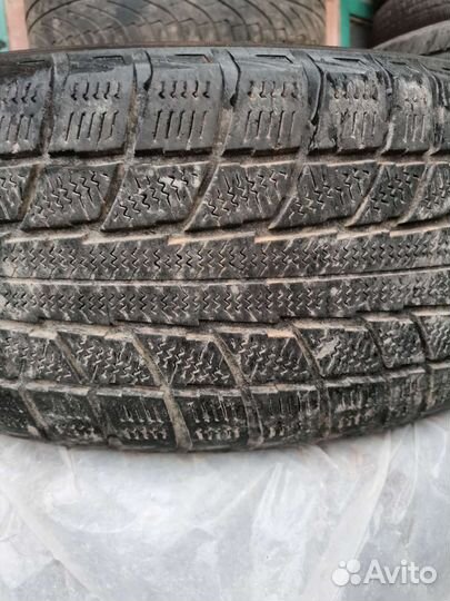 Triangle IceLink Trin PS01 215/55 R17