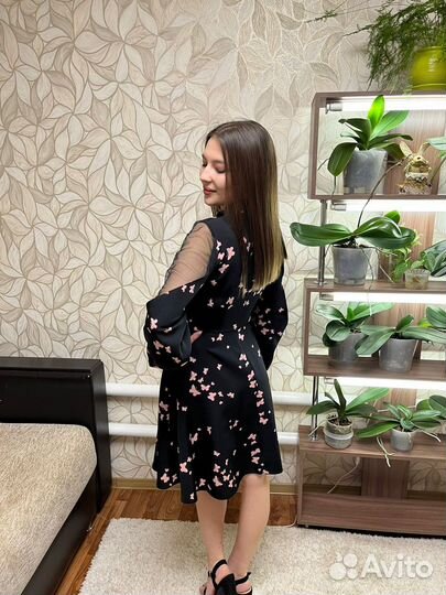 Платье женское