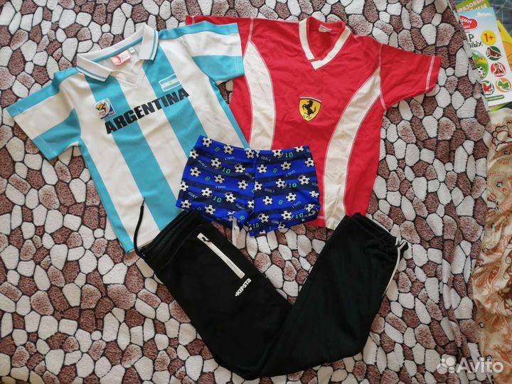 Отдам пакет вещей на мальчика