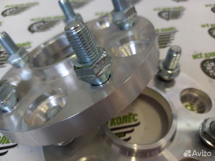 Колесные проставки Тойота 15мм в наличии