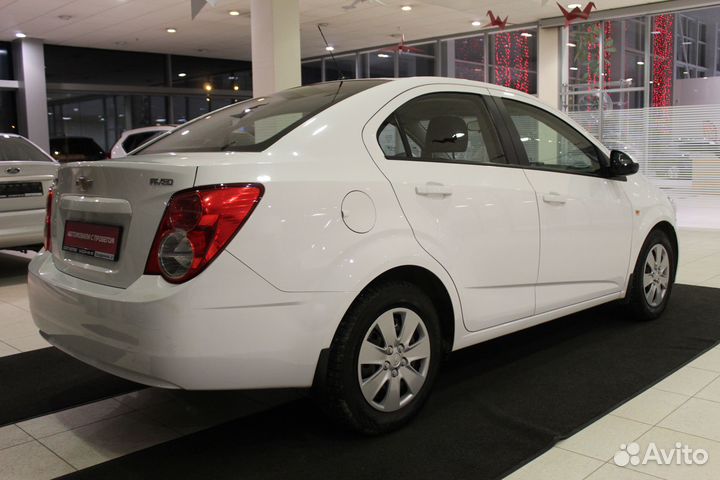 Chevrolet Aveo 1.6 AT, 2012, 50 608 км