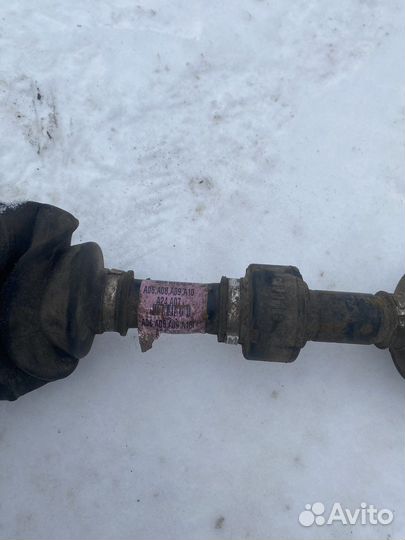 Привод передний правый на хендай . 495002B610