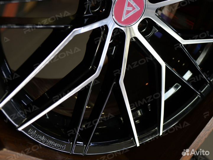 Литые диски R18 на Audi A3. Арт1476