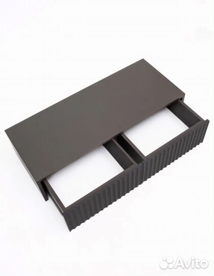 Туалетный столик подвесной