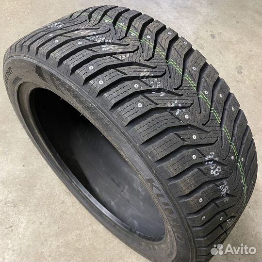 Kumho WinterCraft Ice WI31 205/45 R17 88T