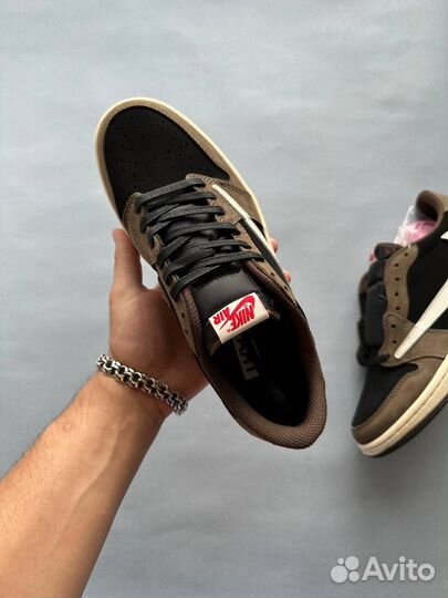 Nike air jordan 1 low Travis Scott mocha