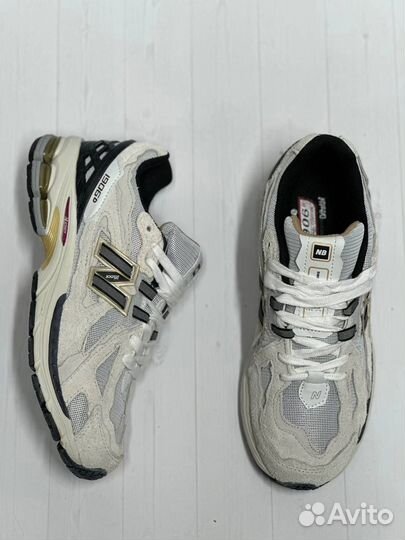 Кроссовки New Balance 1906d Lux
