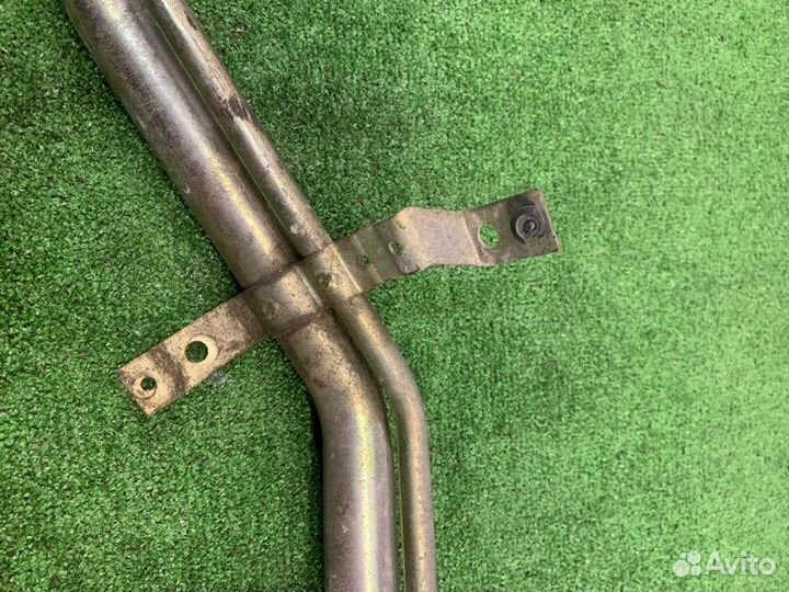 Горловина топливного бака Mitsubishi Pajero V75W