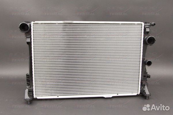 Радиатор охлаждения Мерседес W212 / W204 12